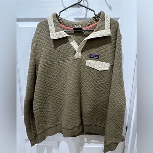 Women’s XL Patagonia Quilted Pullover